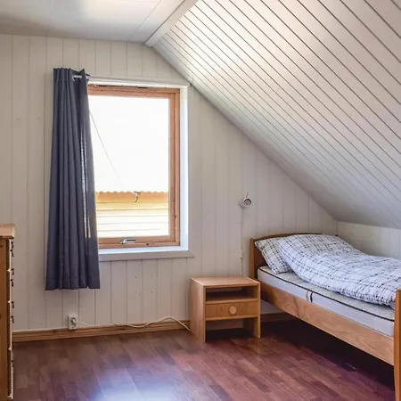 度假居 4 Bedroom Beautiful In Steinsto