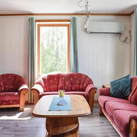 4 Bedroom Beautiful In * Steinsto