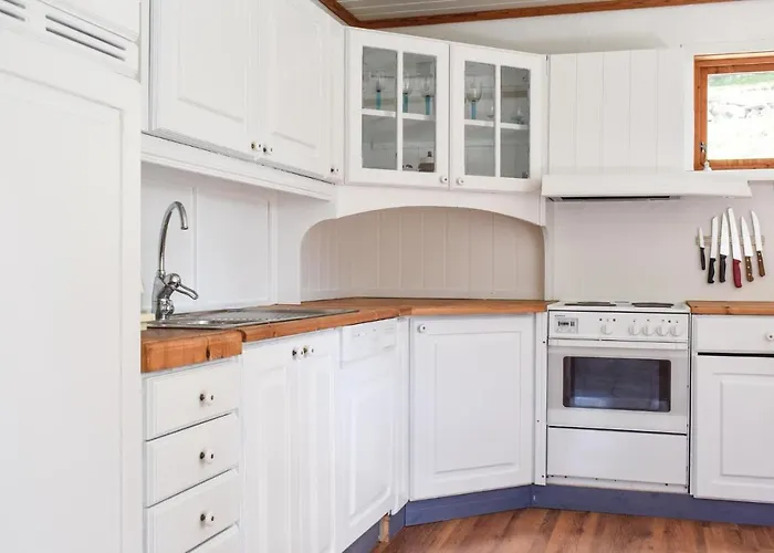 Ferienhaus 4 Bedroom Beautiful In